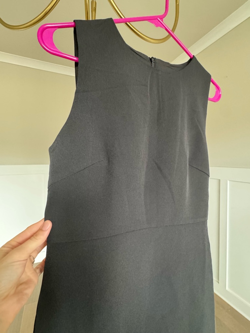 Commense Black Sleeveless Mini Dress with White Pleated Hem - Picture 3 of 5